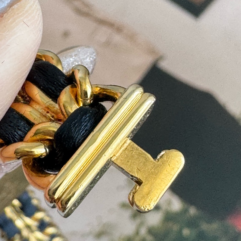 Chanel金色皮穿練首映錶L號⌚️-19