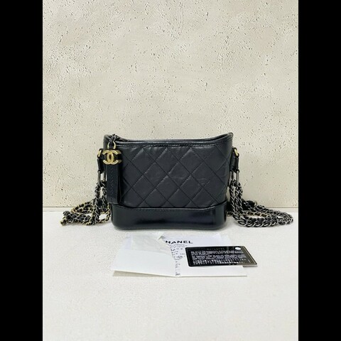 Chanel Gabrielle small
黑色流浪包