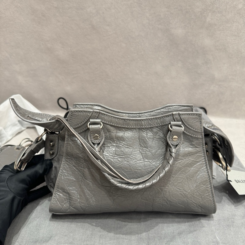 ✨Balenciaga巴黎世家Le city灰銀機車包手提包斜挎包單肩包mini 🆕閒置新 23年購入❤️正品-4