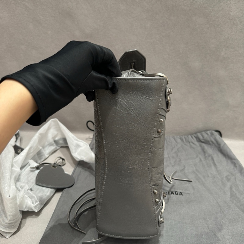 ✨Balenciaga巴黎世家Le city灰銀機車包手提包斜挎包單肩包mini 🆕閒置新 23年購入❤️正品-5
