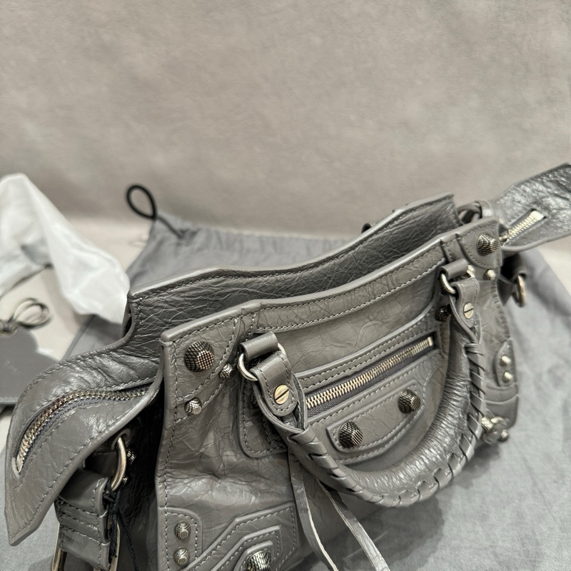 ✨Balenciaga巴黎世家Le city灰銀機車包手提包斜挎包單肩包mini 🆕閒置新 23年購入❤️正品-6
