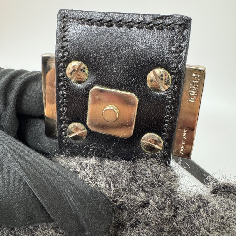 【赫蒂國際精品】Fendi Baguette 灰色毛線針織肩背包 手提包vintage 二手 中古-17