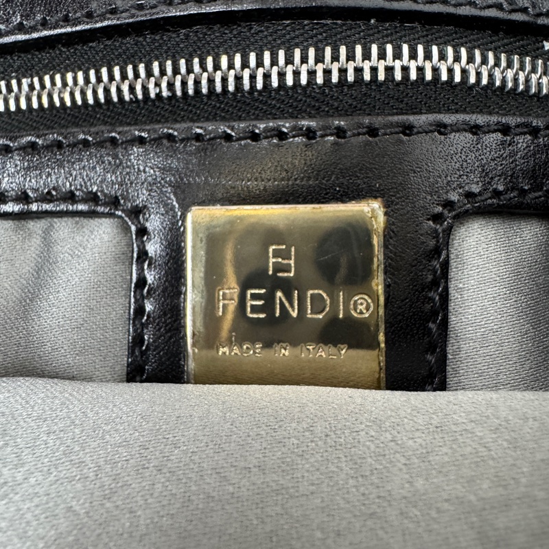 【赫蒂國際精品】Fendi Baguette 灰色毛線針織肩背包 手提包vintage 二手 中古-20