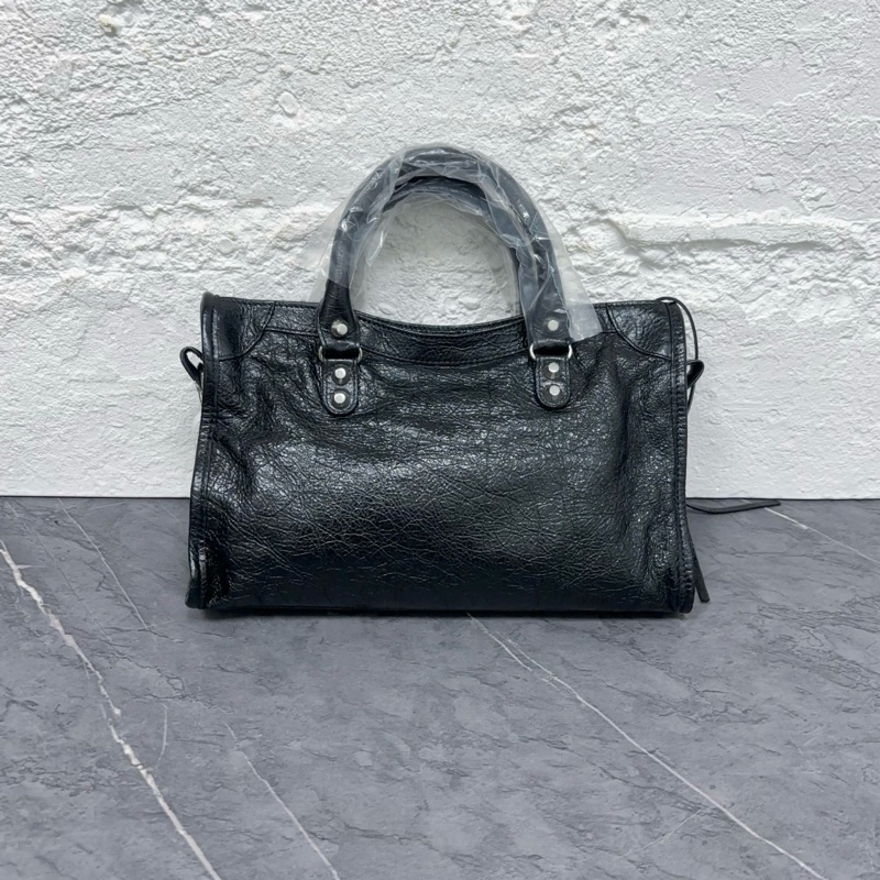 ✨幾乎全新未使用 最新款新尺寸Balenciaga巴黎世家 2024年 機車黑銀小號 熱門款 可以手提可以斜挎 黑銀小釘很帥很亮眼 🧡正品-3