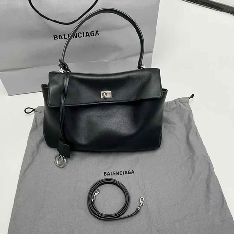 ✨全新正品Balenciaga 巴黎世家 黑銀rodeo 旋鎖扣可拆卸肩帶 單肩包 手提包斜挎包  中號