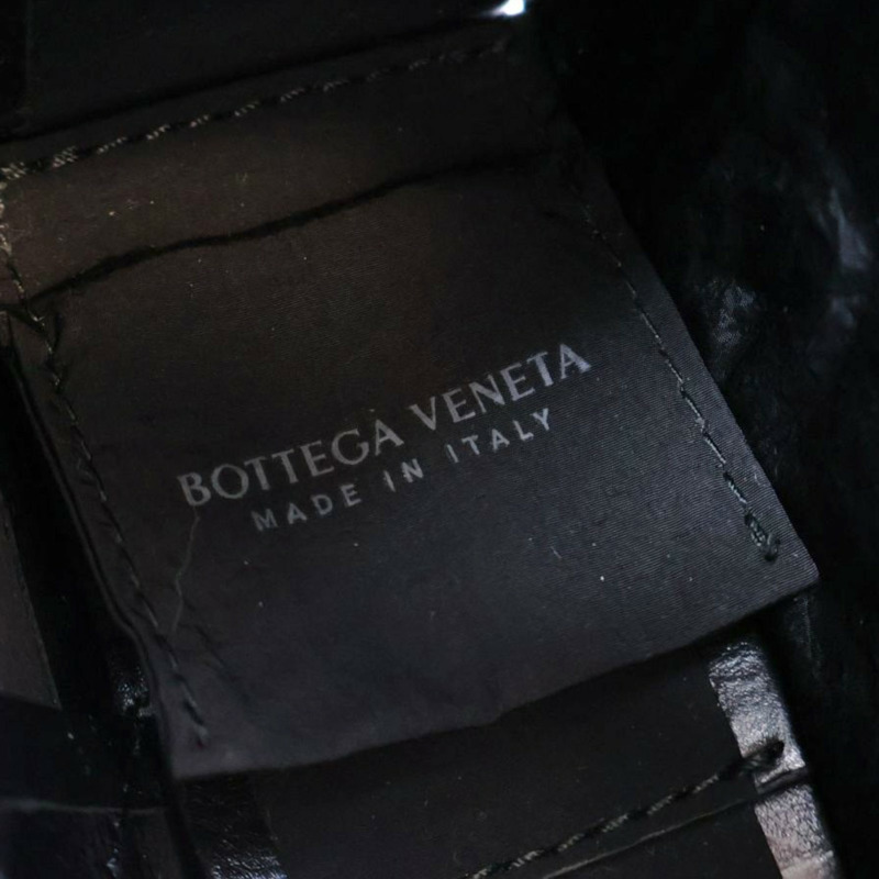 黑色 編織牛皮Cassette Bag 肩背包【BOTTEGA VENETA 寶緹嘉】 737950-4