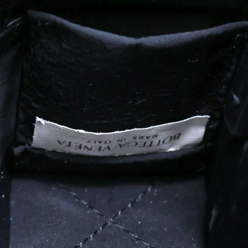 黑色 編織牛皮Cassette Bag 肩背包【BOTTEGA VENETA 寶緹嘉】 737950-5