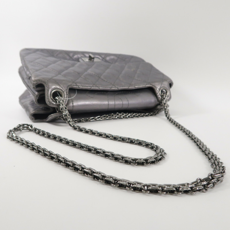 CHANEL 牛皮皮革2.55 Reissue Shoulder Bag鏈帶肩背袋-9
