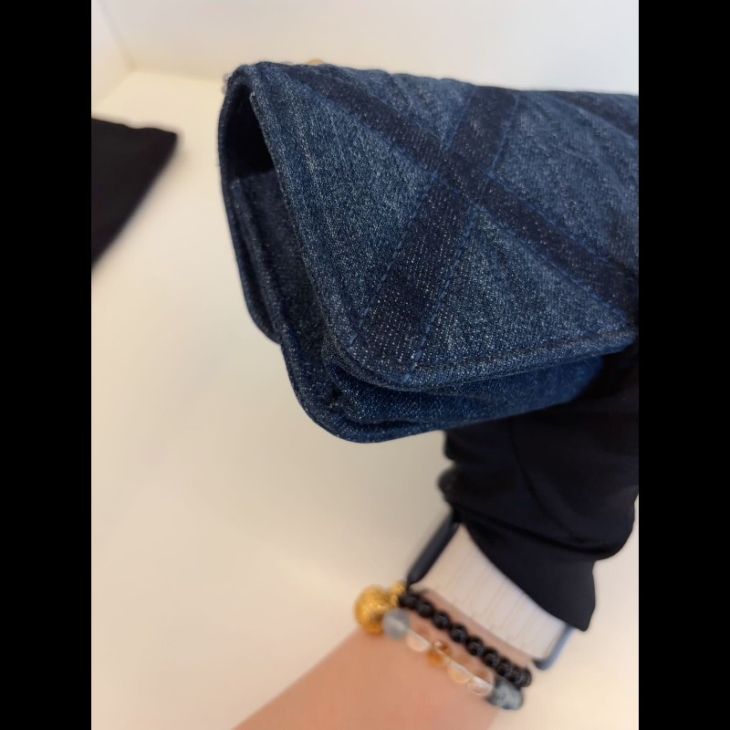 Chanel mini 19 Woc-1
