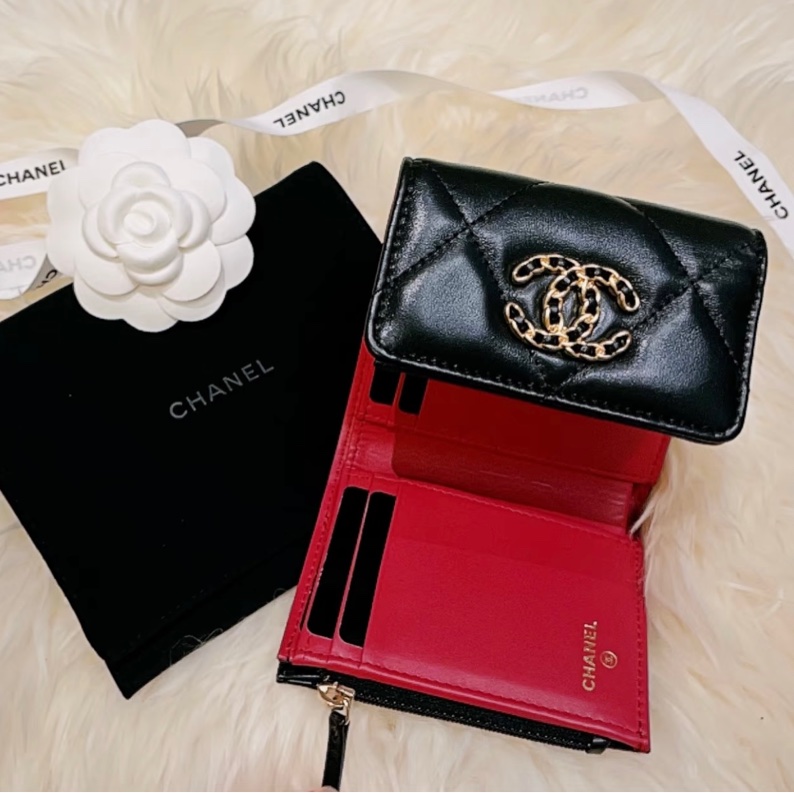 CHANEL 可遇不可求的19皮夾-7