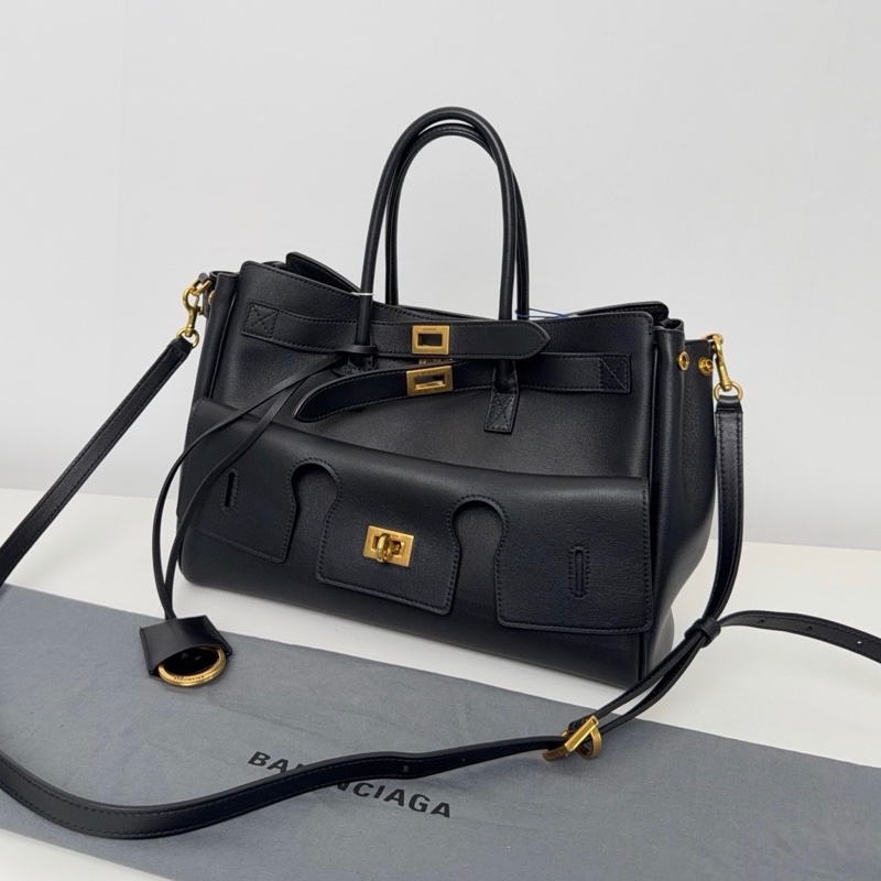 99新✨巴黎世家/BALENCIAGA黑金Bel Air牛皮中號斜挎包手提包 ❤️正品-0