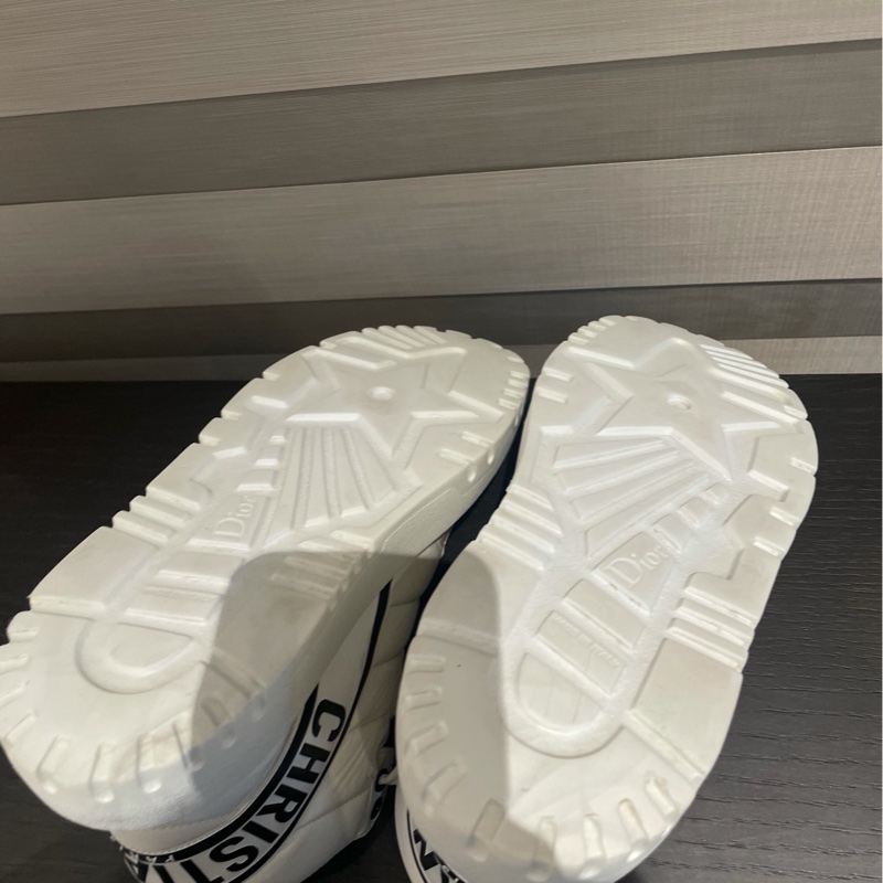 Dior白色字母logo高幫運動鞋 36.5碼 僅試穿-5
