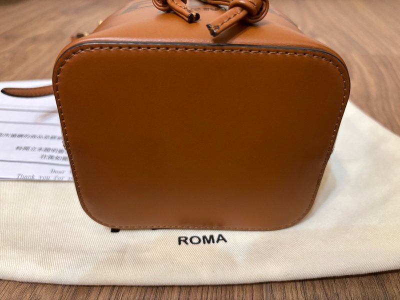 Fendi 8BS010 迷你 Mon Tresor 小牛皮水桶包 棕色-6