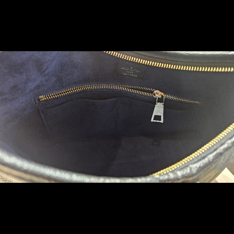 LV CarryAll PM 全新未背出門過-3
