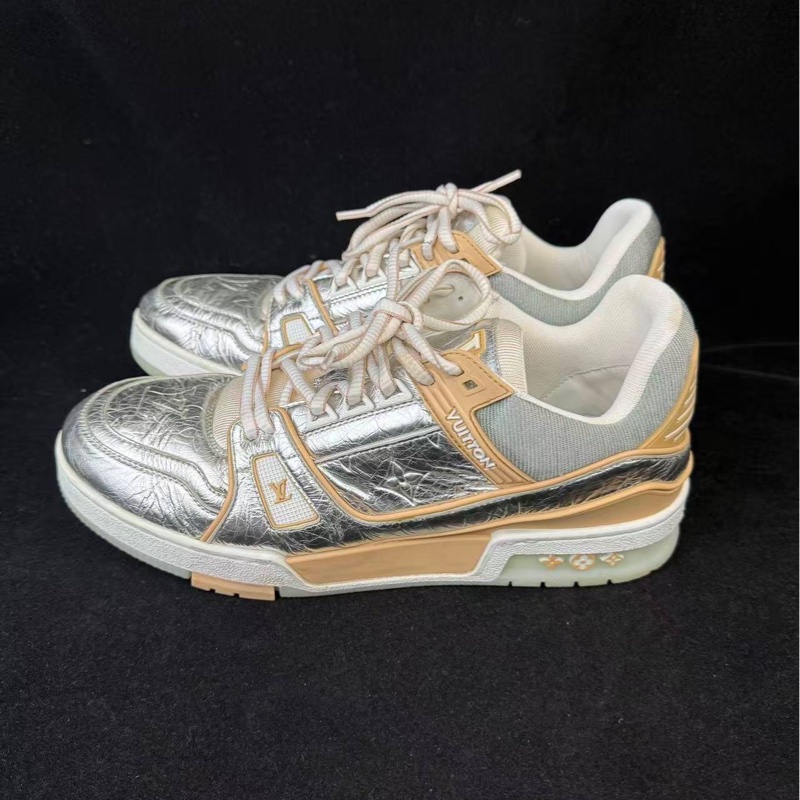 Lv Trainer LV時尚板鞋 男鞋銀色8碼-1