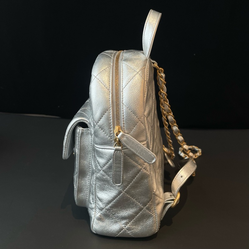 🆕 Chanel/香奈兒 25K新款太空銀色牛皮金扣雙肩包 芯片款✅正品-4