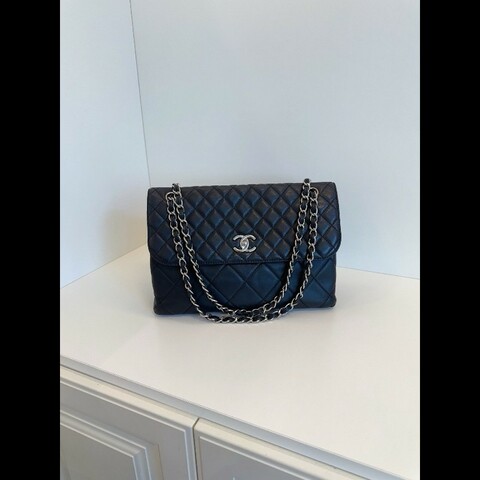 Chanel Flap Bag
黑银貝嫂公文鏈條包 
牛皮機場包