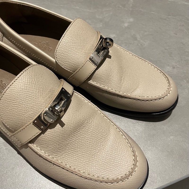 Hermès 愛馬仕 Kelly 銀扣奶茶色樂福鞋 37碼。-6