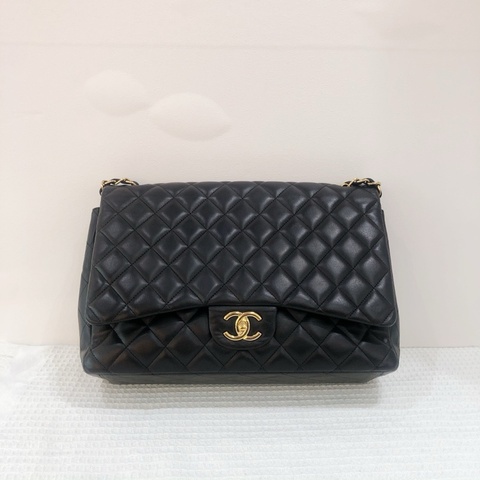 Chanel/香奈兒黑金羊皮雙蓋CF-Maxi，成色97新，尺寸33*10*24，15開