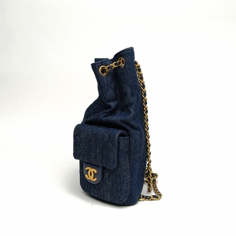 CHANEL 牛仔藍牛仔晶片開金扣25C早春抽繩雙肩包-1