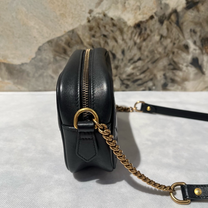 Gucci黑金牛皮Marmont 拉鍊相機包-3