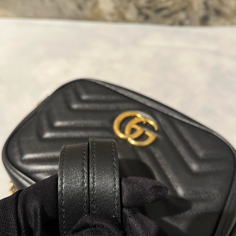 Gucci黑金牛皮Marmont 拉鍊相機包-8