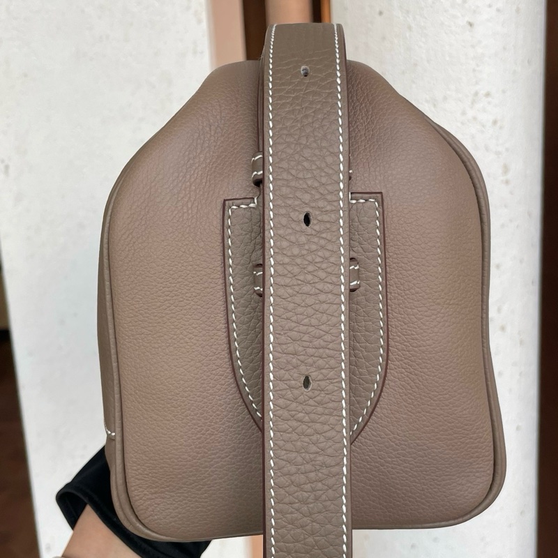 ✨閒置新愛馬仕/Hermes Nouveau On Body 戰地記者包 斜挎包單肩包 B刻 銀扣✅正品。-3
