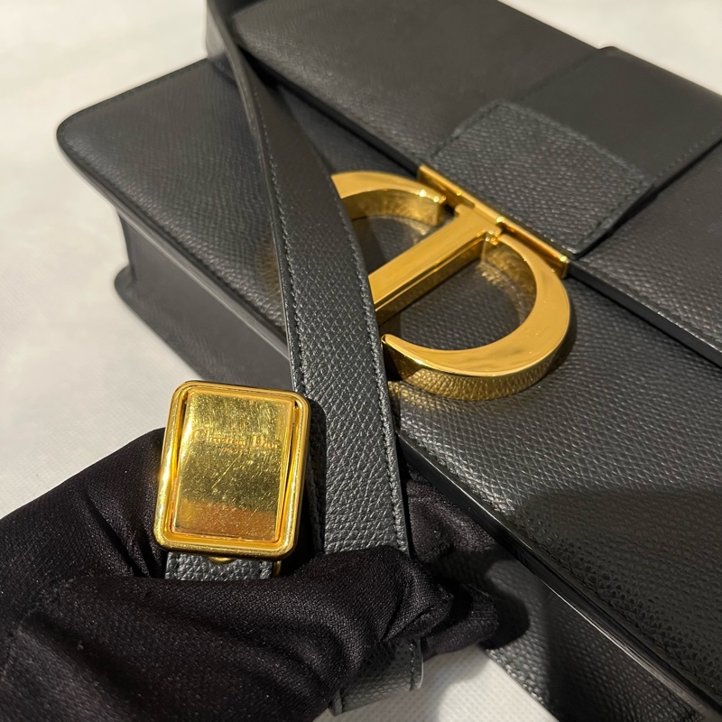 Dior黑金荔枝牛蒙田30-9
