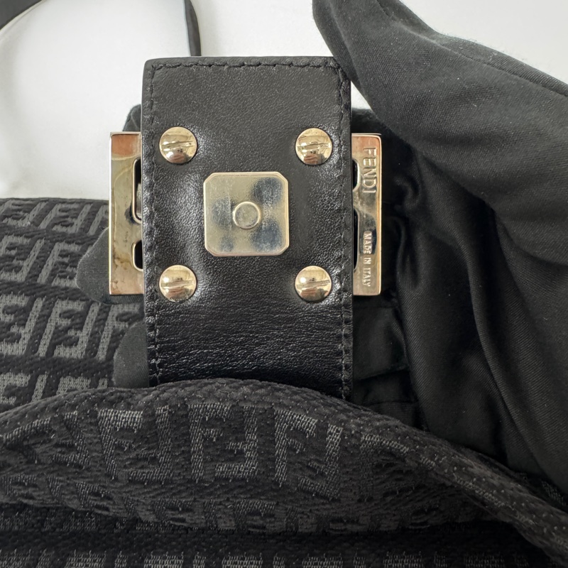 【赫蒂國際精品】 Fendi 經典黑色手提法棍包 肩背 手提 vintage 二手 中古-9