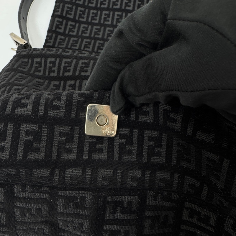 【赫蒂國際精品】 Fendi 經典黑色手提法棍包 肩背 手提 vintage 二手 中古-19