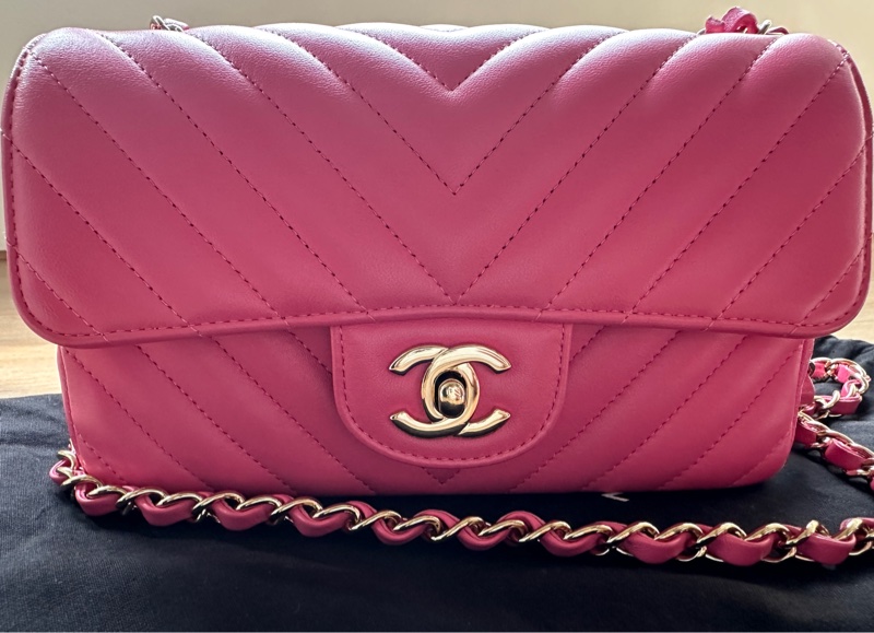 CHANEL MINICOCO CF20 淡金釦 山形紋-5