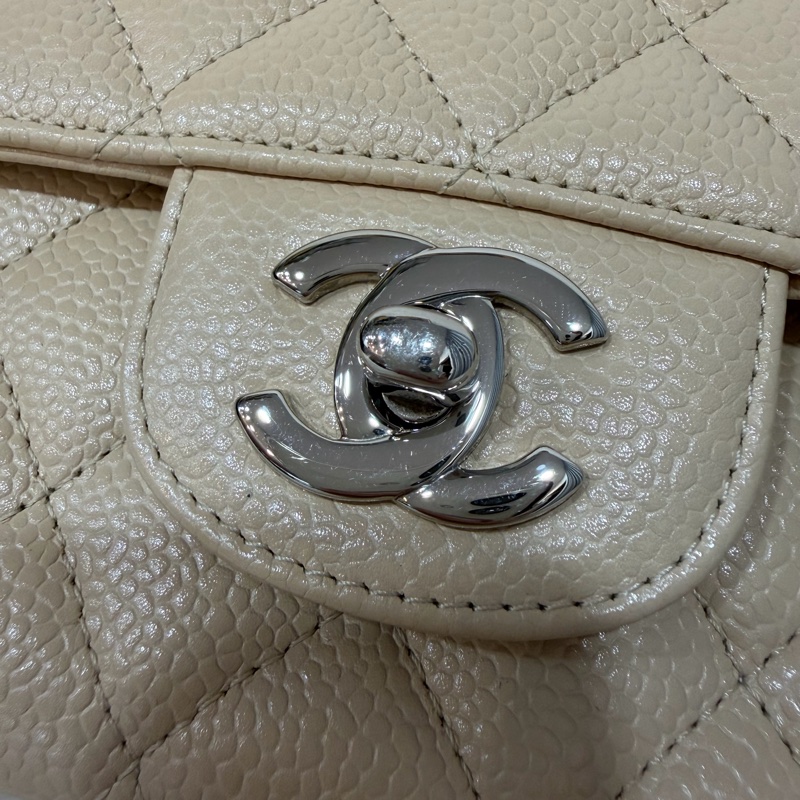 CHANEL A01112 coco 25 CF 奶茶色 膚色 荔枝皮 銀鍊 肩背包 口蓋包-21