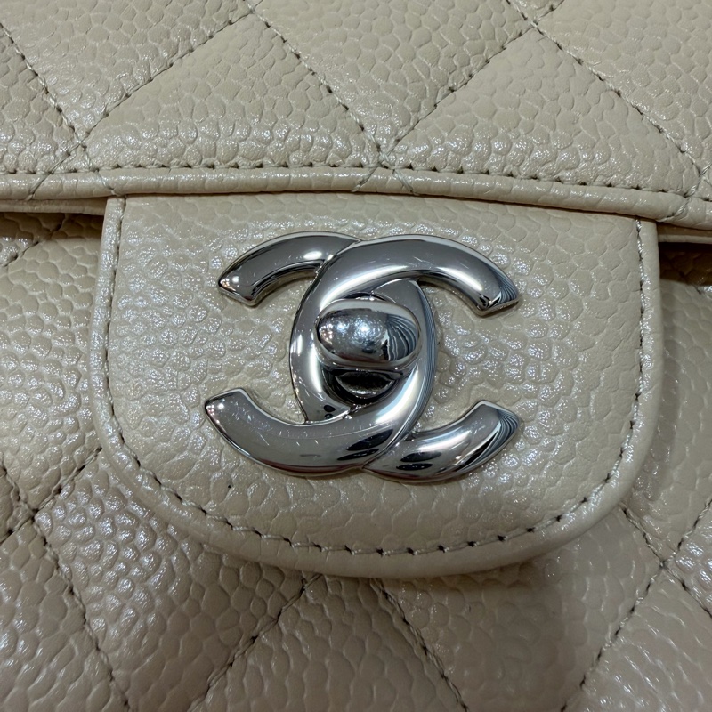 CHANEL A01112 coco 25 CF 奶茶色 膚色 荔枝皮 銀鍊 肩背包 口蓋包-22