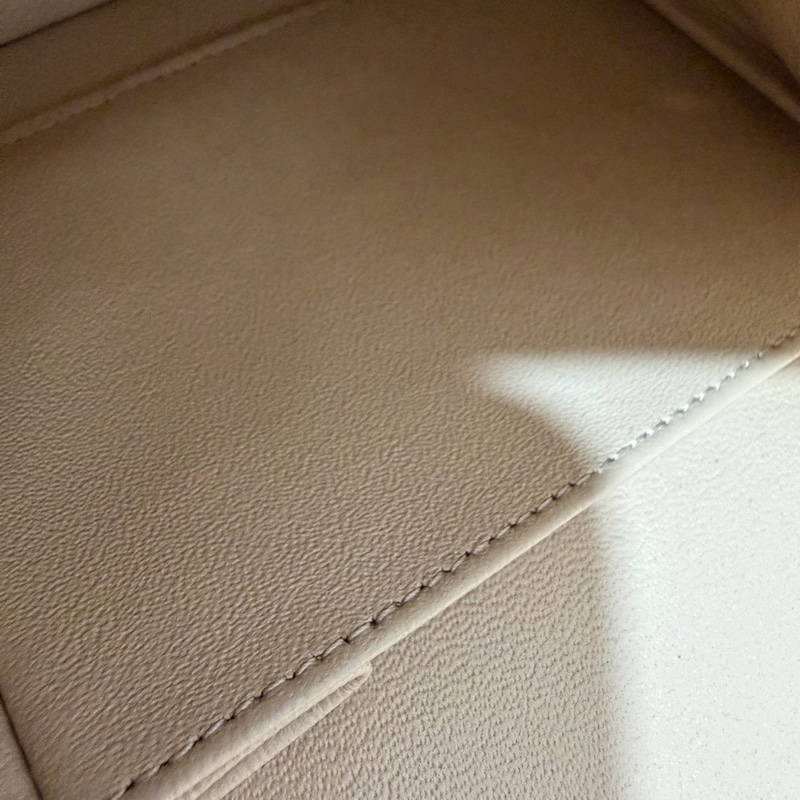 CHANEL A01112 coco 25 CF 奶茶色 膚色 荔枝皮 銀鍊 肩背包 口蓋包-52