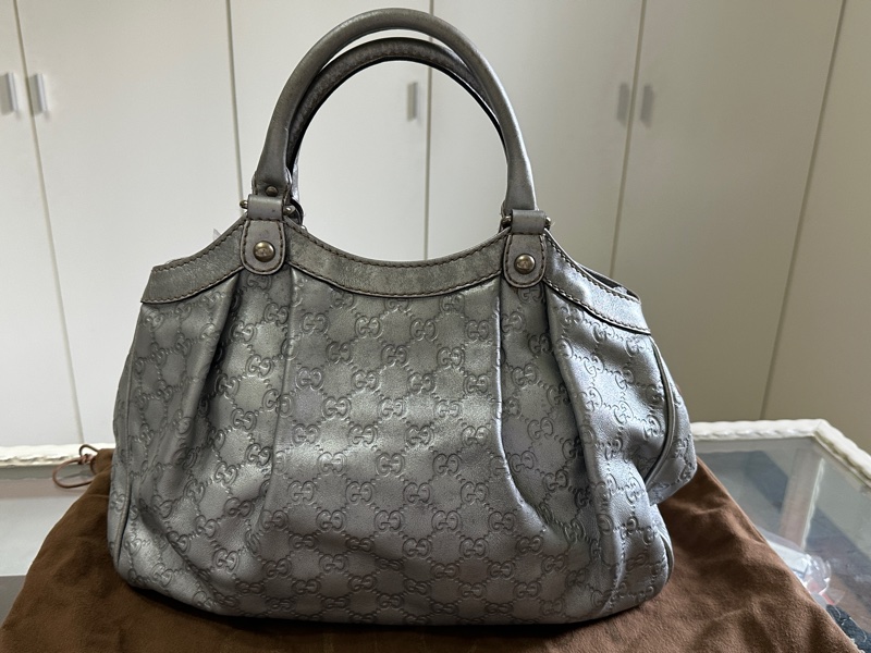 Gucci Guccissima Sukey 系列皮革手提包-1