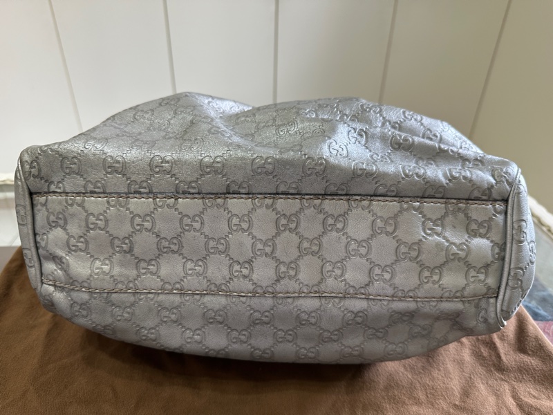 Gucci Guccissima Sukey 系列皮革手提包-7