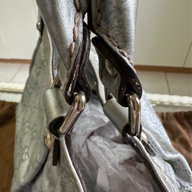 Gucci Guccissima Sukey 系列皮革手提包-17