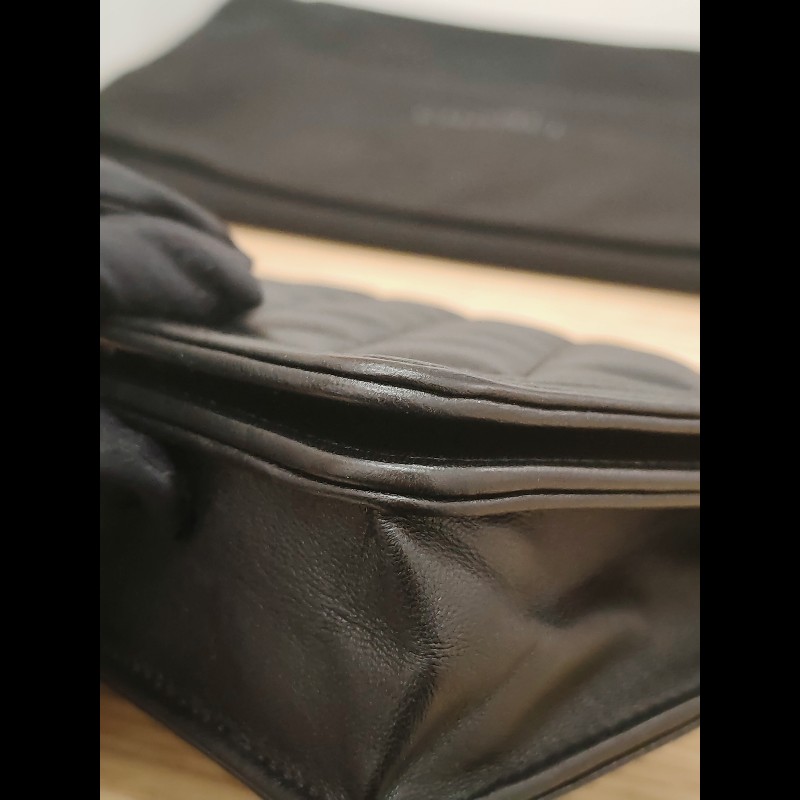 Chanel wallet on chain
so black-5