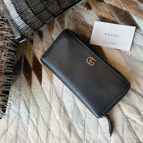 GUCCI 牛皮拉鏈長夾 黑色