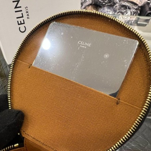 東區正精品㊣CELINE 4M1502CZJ TRIOMPHE 全新咖啡色凱旋門PVC圓形拉鍊首飾盒珠寶盒 RZ6447-5