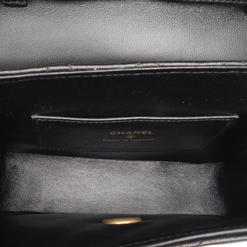 CHANEL 黑色羊皮鐳射標金扣25A羊皮小方包單肩包-5