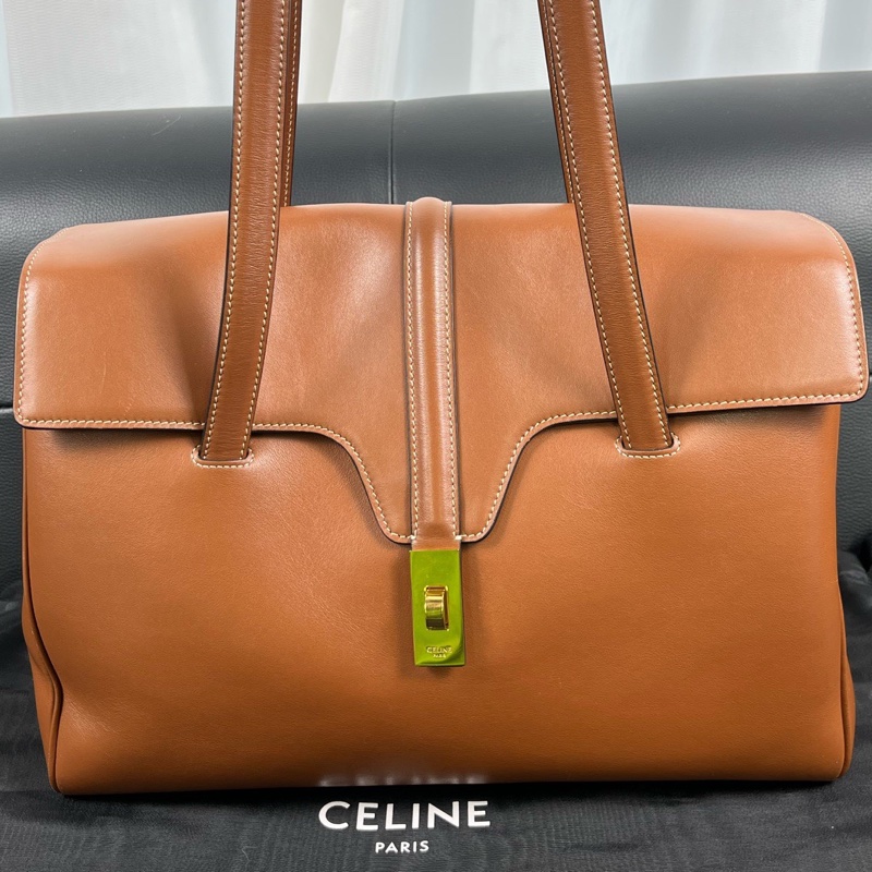赛琳/Celine Soft 焦糖色牛皮大号 21年编码 单肩手提-0