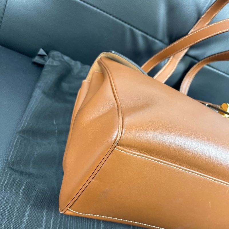 赛琳/Celine Soft 焦糖色牛皮大号 21年编码 单肩手提-5