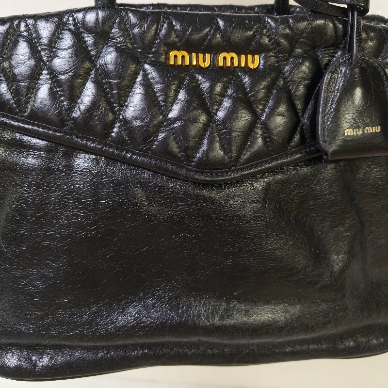 ❤️感恩月❤️折扣最後倒數至5/31‼️【8成新】㊣✨Miu Miu✨繆謬 黑色 黑金 爆裂紋 羊皮 金屬 兩用 手提包 肩背包 斜背包/二手包/二手精品/保證正品🌳二手樹屋🌳-15