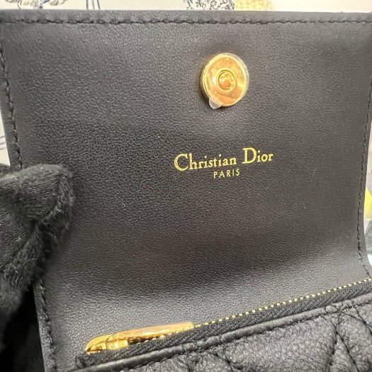 東區正精品㊣DIOR S5132UWHC Caro Glycine全新黑色柔軟籐格紋小牛皮錢包零錢包卡片夾 RZ6448-4