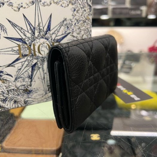 東區正精品㊣DIOR S5132UWHC Caro Glycine全新黑色柔軟籐格紋小牛皮錢包零錢包卡片夾 RZ6448-8