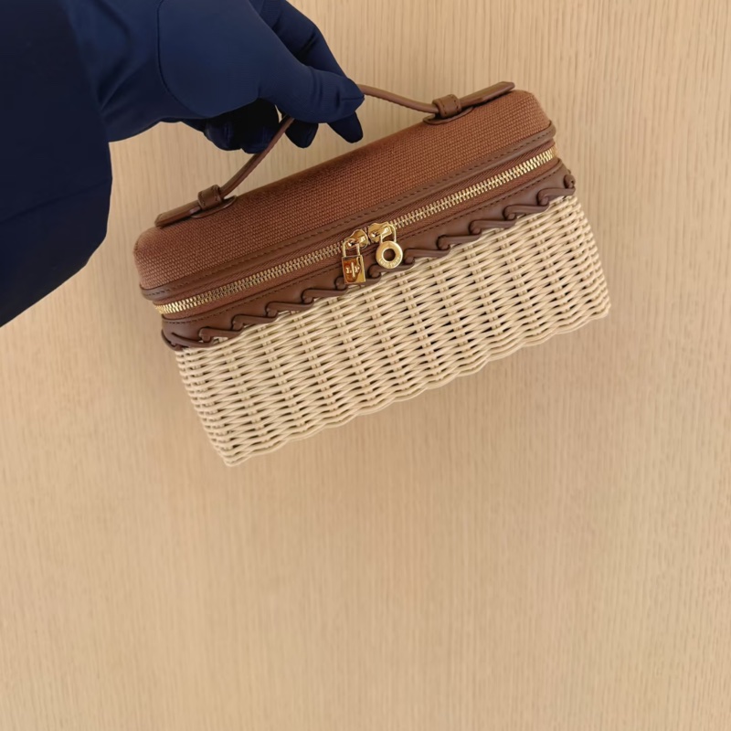 Loro Piana LP19 Wivker-2
