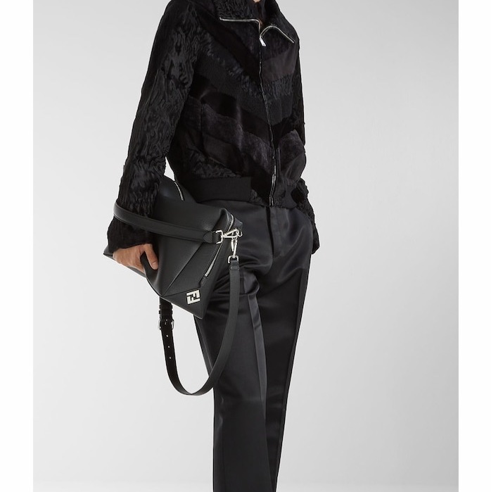 Fendi 男士 Lui 大號單肩包均碼碼大號、34cm*13cm*27cm-3