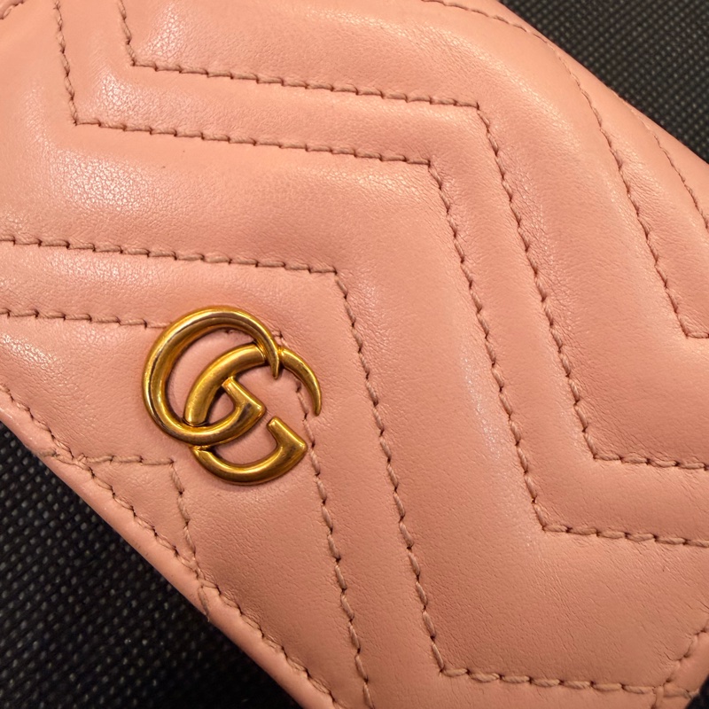 Gucci粉牛皮迷你短夾-0
