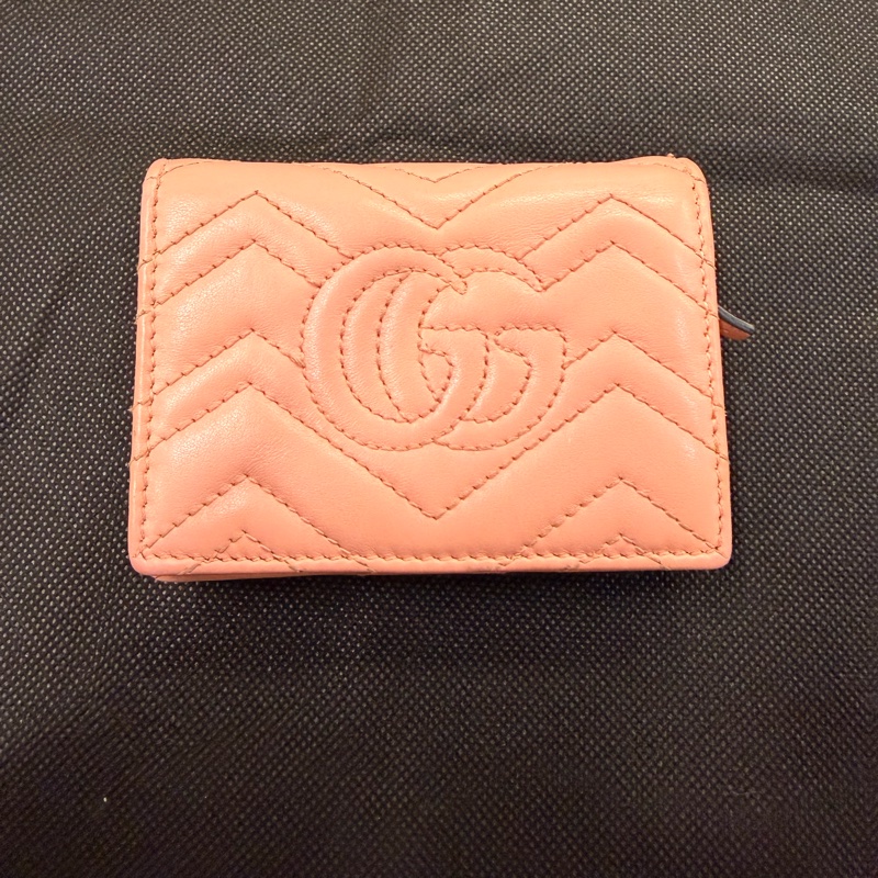 Gucci粉牛皮迷你短夾-1